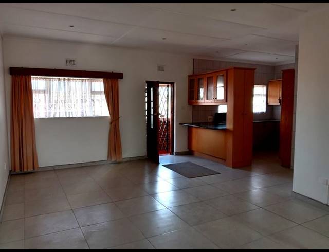 2 BEDROOM APARTMENT FOR SALE IN SCOTTBURGH